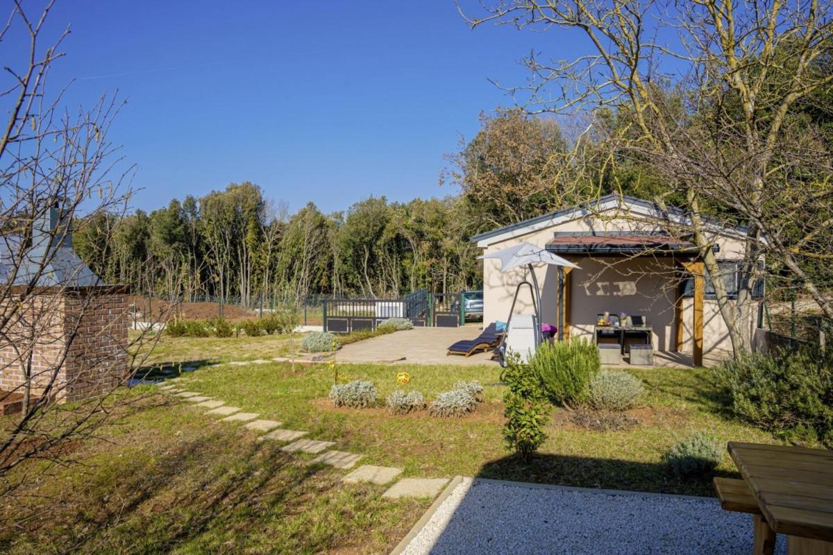 Modean In Pula - Haus Fuer 2-3 Personen Βίλα Εξωτερικό φωτογραφία